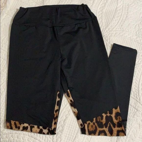 Wila Black Leopard Color Block Mesh Full Length Leggings Small - Picture 2 of 8